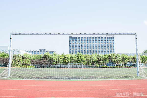 初中成绩不好出国留学