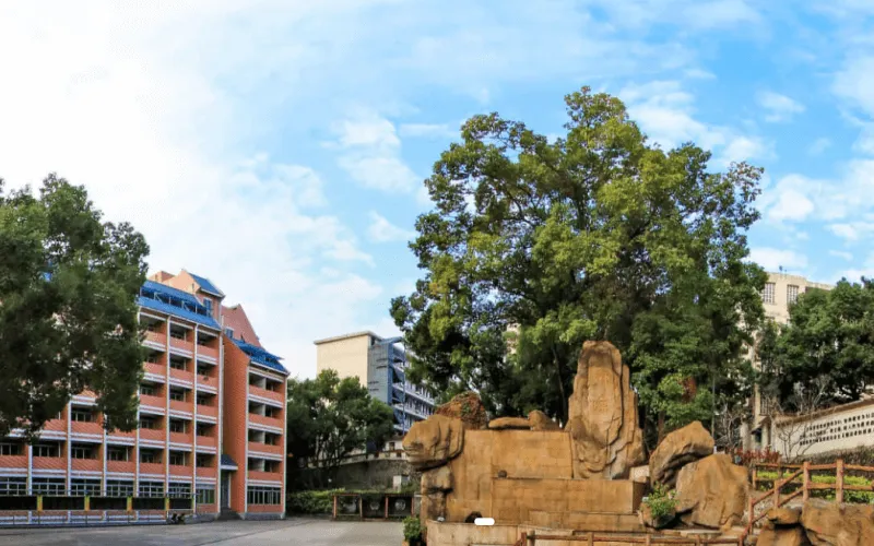 2025��<a href=http://www.555edu.net/school-374/ target=_blank class=infotextkey>��������ѧУ</a>�����ƴ�ררҵ����