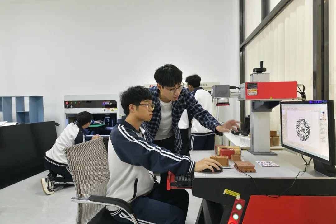 ����ʡ<a href=http://www.555edu.net/school-385/ target=_blank class=infotextkey>����ְҵ��רѧУ</a>רҵ�����ܡ���������Ʋ�
