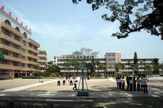 连江第一中学简介