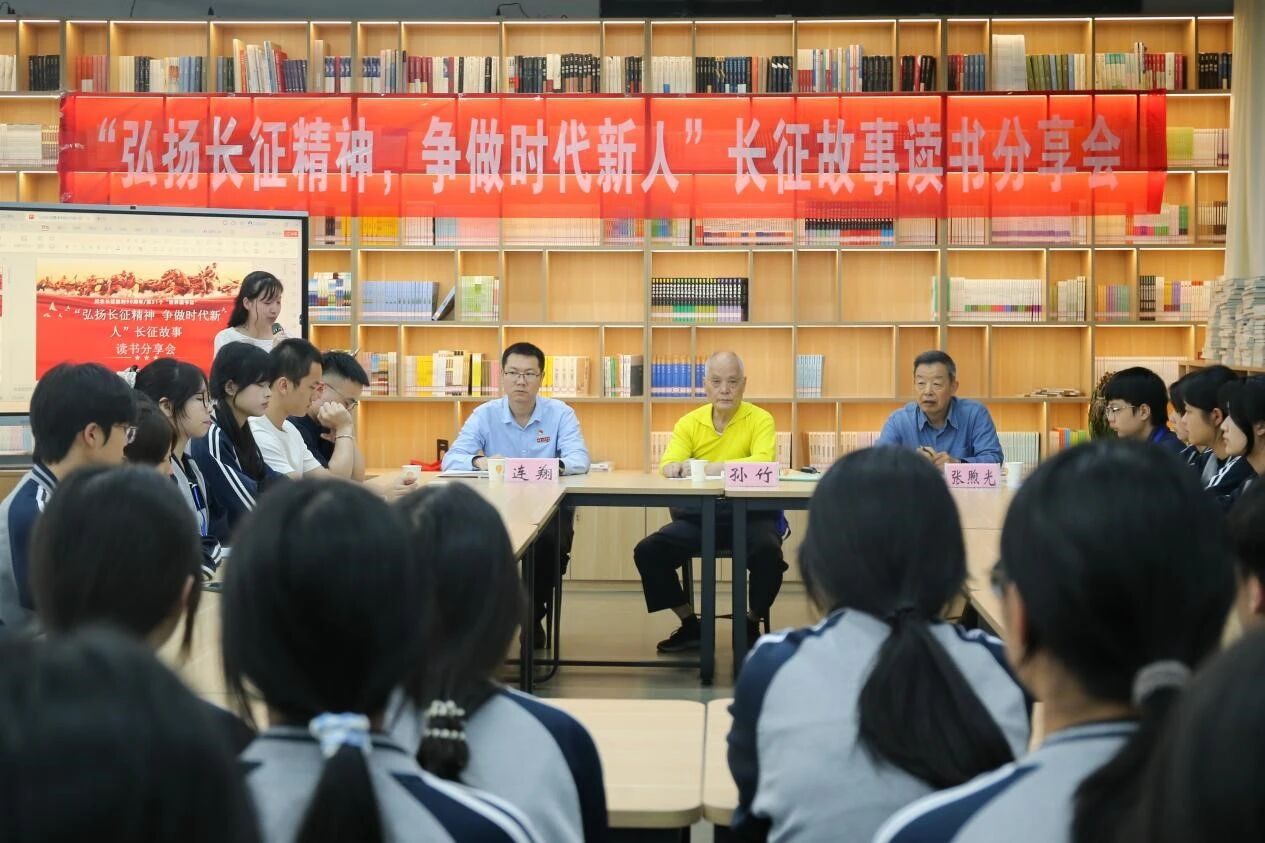 ������У԰;�Ķ���ɳ�����<a href=http://www.555edu.net/school-364/ target=_blank class=infotextkey>������óѧУ</a>��չ������ϵ�л